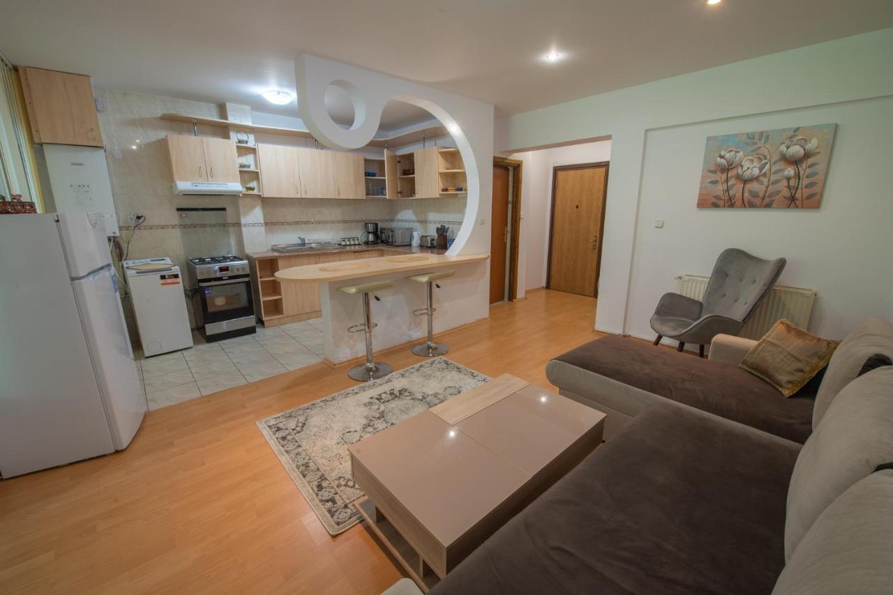 Monik apartament Sinaia Zewnętrze zdjęcie